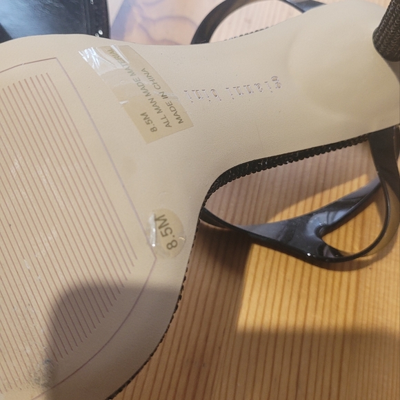 Black sandals - Picture 5 of 5